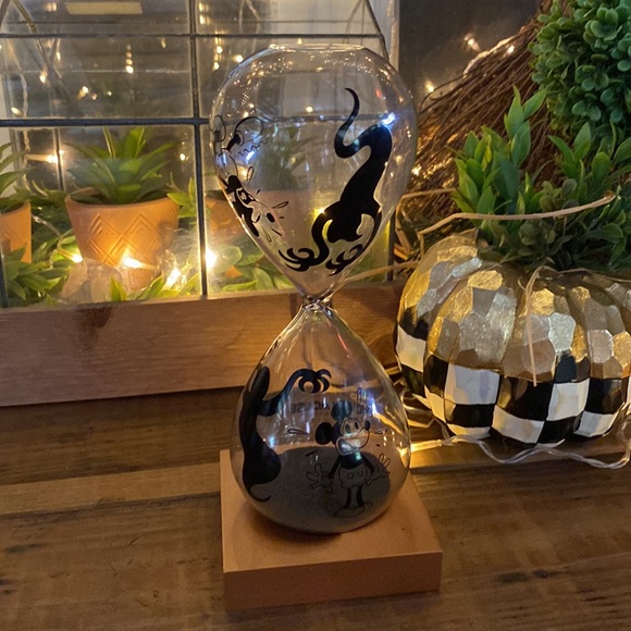 Disney Halloween Mickey Sound Cartoon Hour Glass - Picture 4 of 13